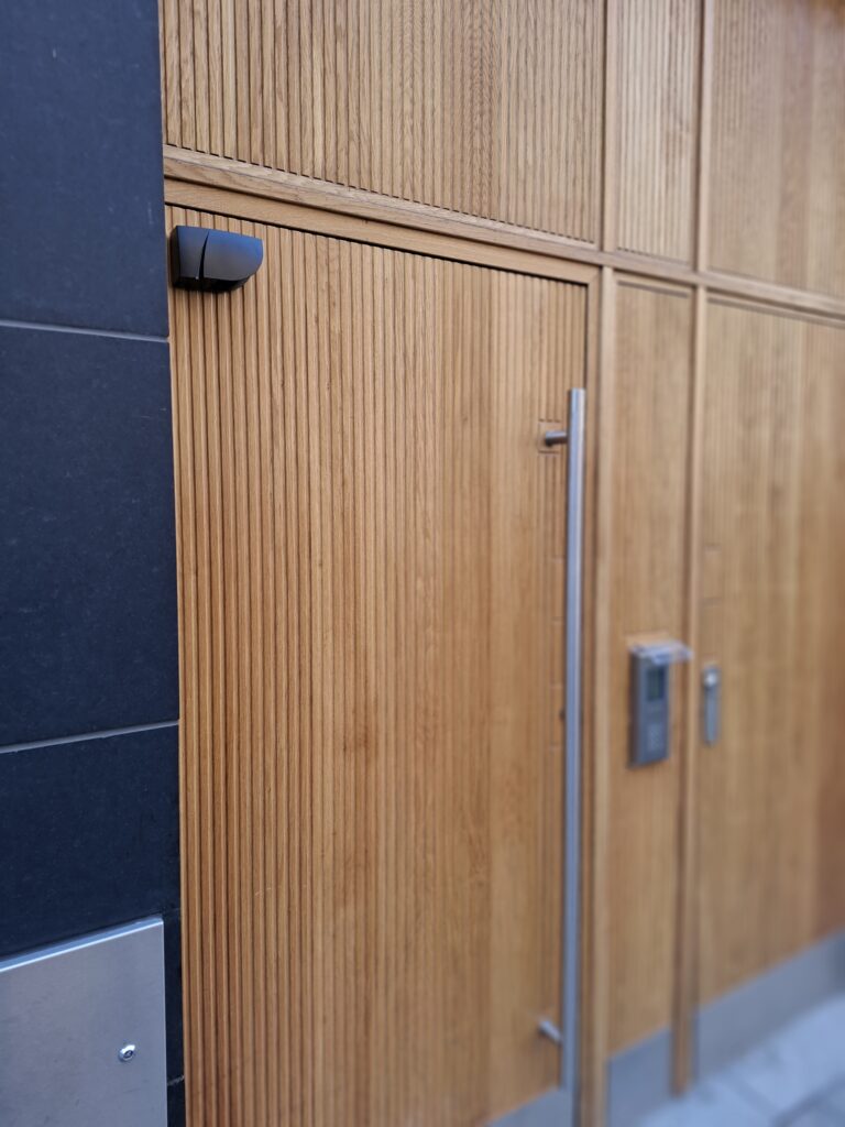 Dörrautomatik installerad hos kund i Stockholm inom offentlig sektor